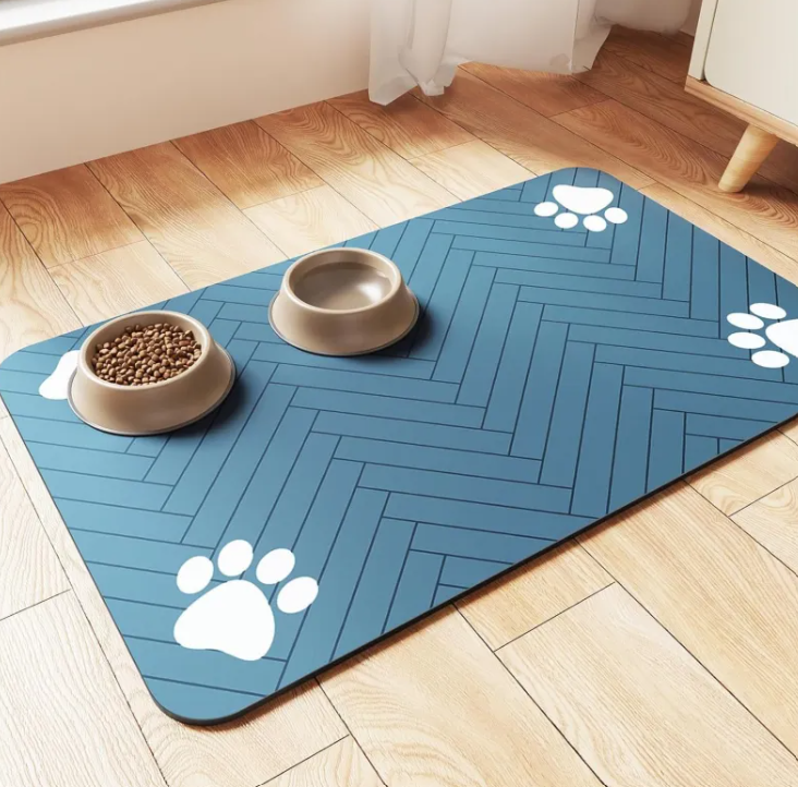 Mess-Free Quick-Dry Pet Feeding Mat