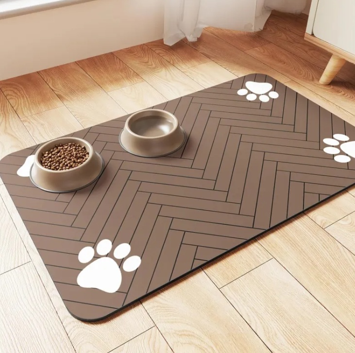 Mess-Free Quick-Dry Pet Feeding Mat
